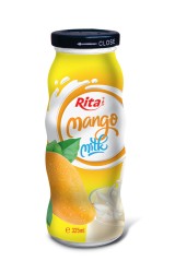 نوشیدن شیر انبه در بطری شیشه ای